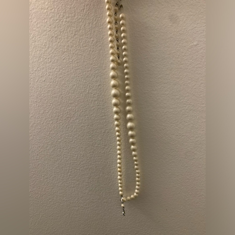16 inch wooden pearled necklace